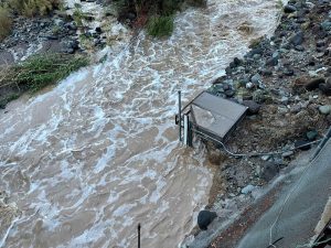 USGS gauge in Cave Creek at the Stamp Mill