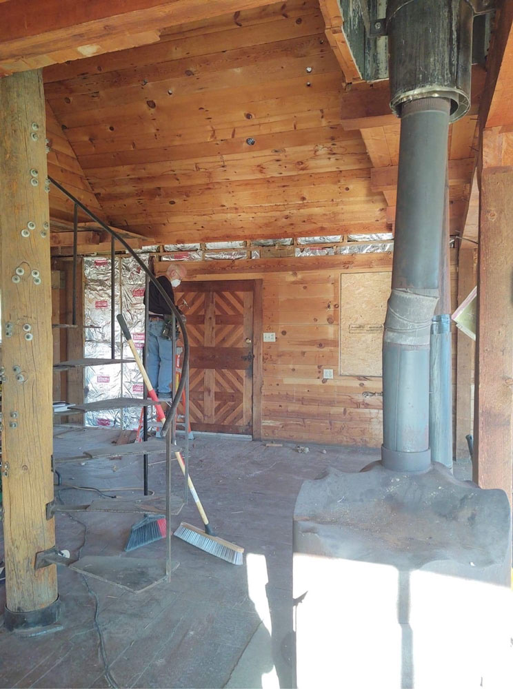 image of interior room at harmony hollow house arizona